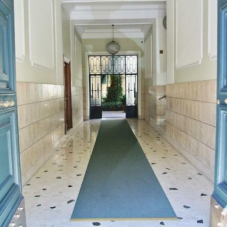 Beautiful apartment in San Giovanni close to Colosseo Roma Esterno foto