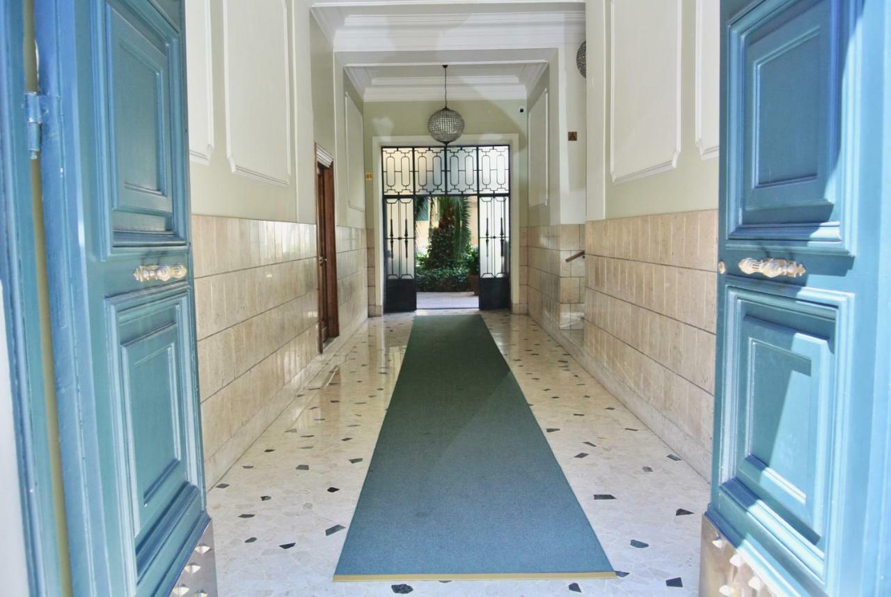 Beautiful apartment in San Giovanni close to Colosseo Roma Esterno foto