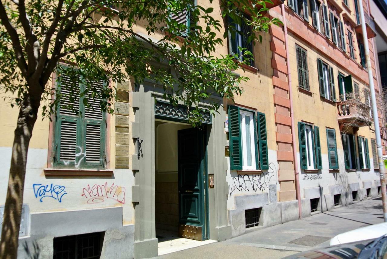 Beautiful apartment in San Giovanni close to Colosseo Roma Esterno foto