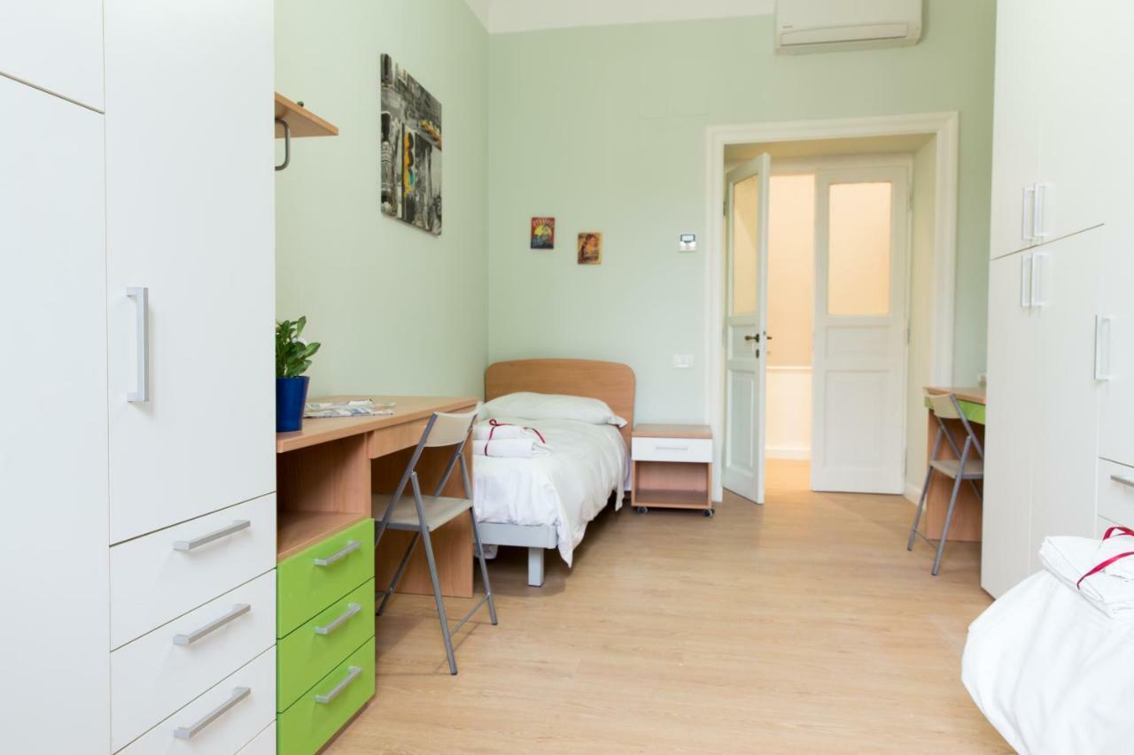 Beautiful apartment in San Giovanni close to Colosseo Roma Esterno foto