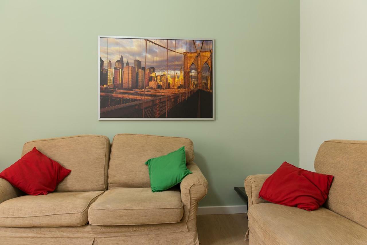 Beautiful apartment in San Giovanni close to Colosseo Roma Esterno foto