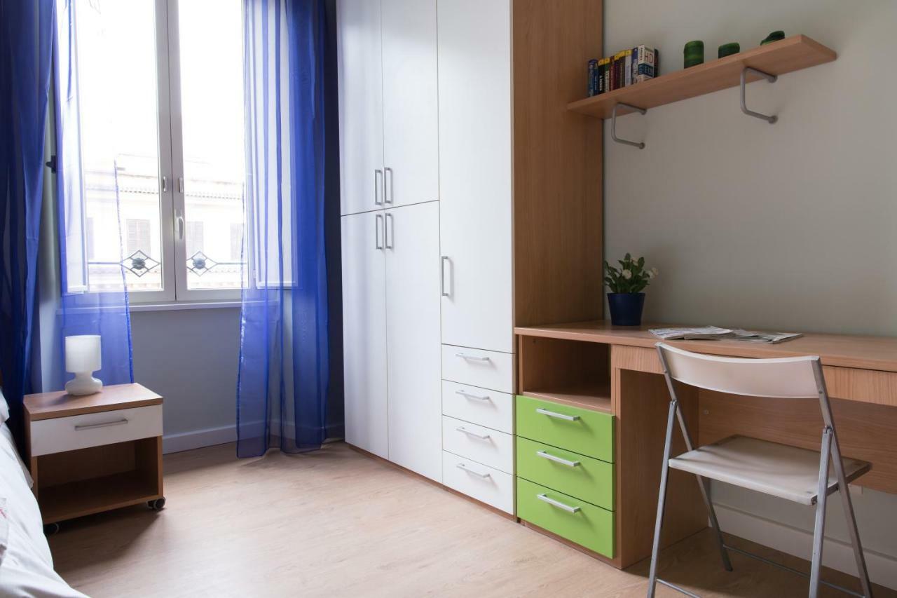 Beautiful apartment in San Giovanni close to Colosseo Roma Esterno foto