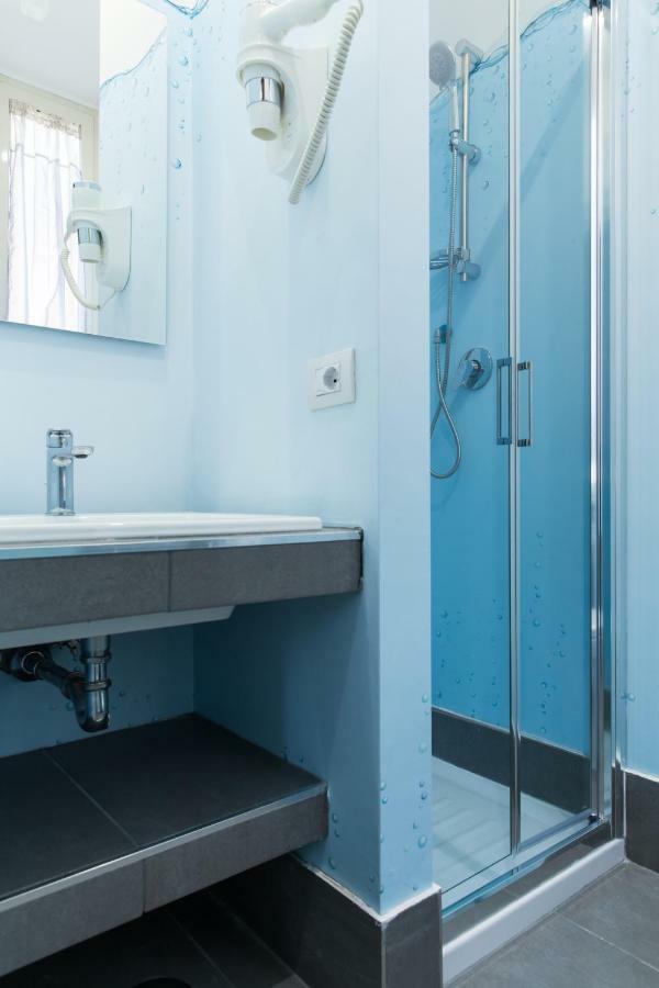 Beautiful apartment in San Giovanni close to Colosseo Roma Esterno foto